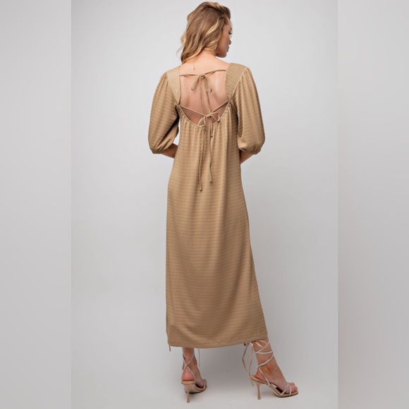 Easel Textured Knit Midi Dress - Picture 3 of 6